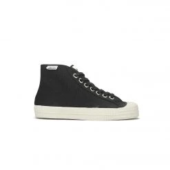 Novesta 60 Black Star Dribble Shoes