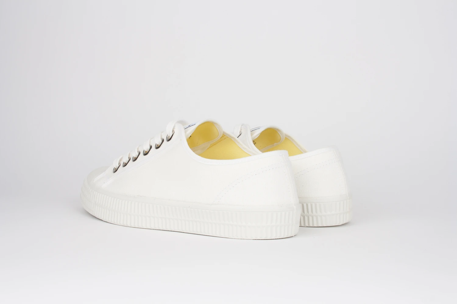 Novesta Star Master 10 White Shoes for Men - Classic Casual Footwear 5 Novesta Star Master 10 White Shoes